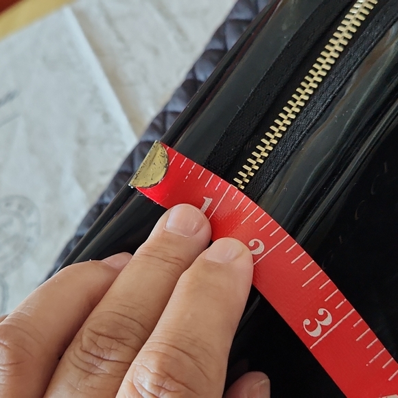 Gucci cosmetic bag best size travel cosmetic bag ever - Picture 9 of 9